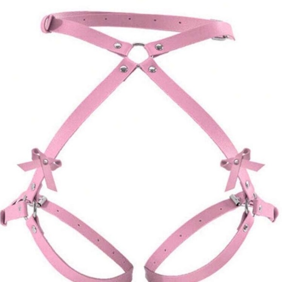 Pink PU Leather Bow Garter Belt - Picture 3 of 6